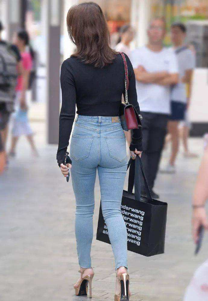 财经早报:伊朗提出结束战争5项条件,内塔尼亚胡称“继续全力”空袭伊朗丨2026年3月26日