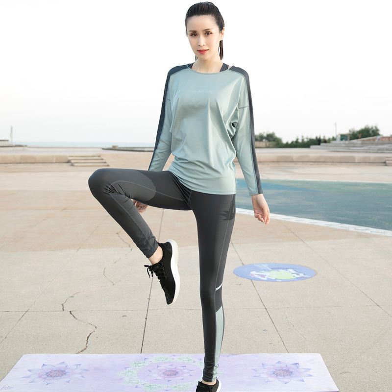 港股午评:恒指跌1.37% 科指跌2.15% 科网股低迷 黄金股走弱 快手跌超13%