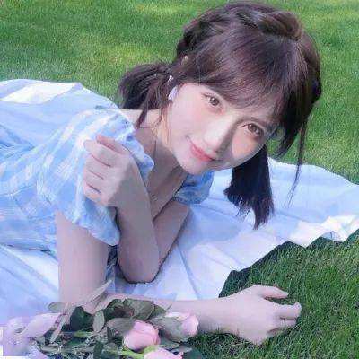 张雪峰社交平台账号头像已变成黑白色