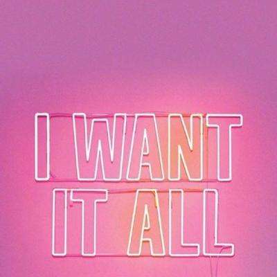 三星堆一天卖出超800只神鸟啾啾