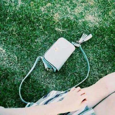 美股芯片股狂飙，ARM涨超15%，中概股大涨，一软件股飙升77%，黄金原油拉升