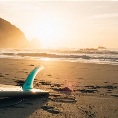 非AI,不清洁:普渡机器人发布AI...