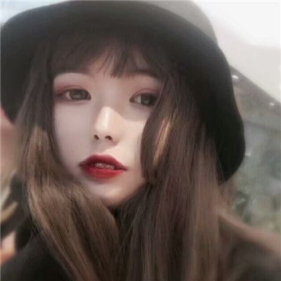 美团大涨超14% 泡泡玛特暴跌超22%