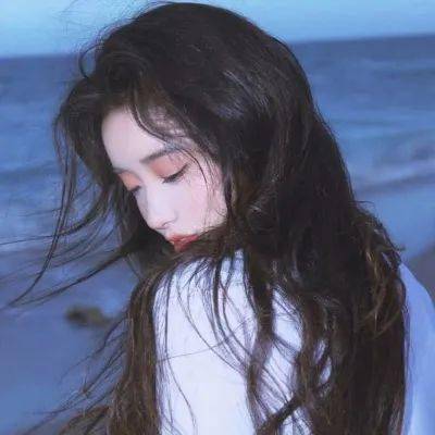 中看不中用?被无数军迷奉为最酷战斗机的F-14为何会被F-18取代?