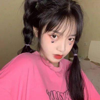 工人师傅抓光缆作业被弹飞