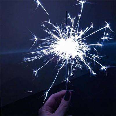 1年7次约会4进酒店!赵丽颖冯绍峰发的糖都要蛀牙了