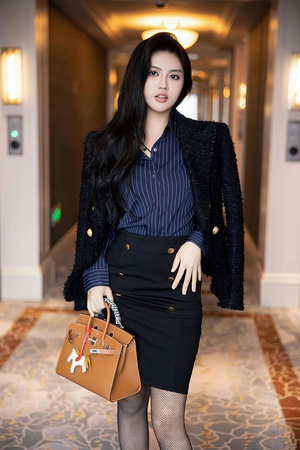 张忆东:三座大山已倒,中国股市长牛未央